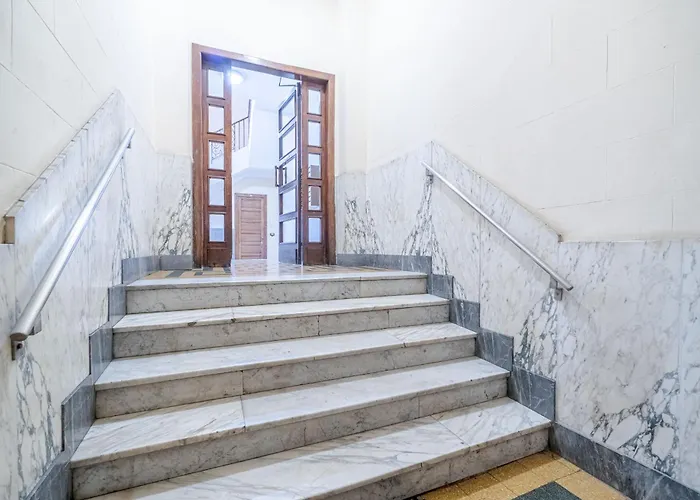 Apartamento Guesthost - Inalpi Arena & Mm Nizza Subway Flat Turín