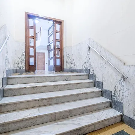 Apartament Guesthost - Inalpi Arena & Mm Nizza Subway Flat Turyn