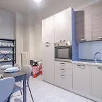 Guesthost - Inalpi Arena & Mm Nizza Subway Flat *